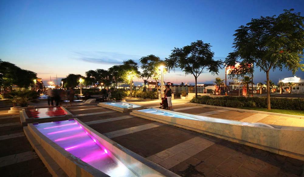 Residence Riccione Beach Apartments Екстериор снимка